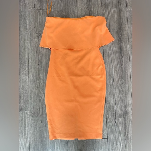 LIKELY Driggs Dress Orange Strapless‎ Ruffle Dress NWT Size 8 - Picture 2 of 9